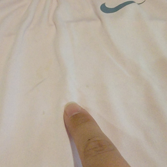 Nike top - Picture 3 of 8